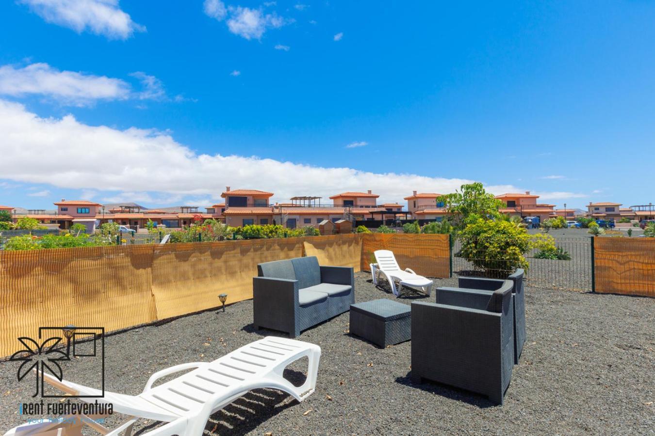 Casa De Los Viajeros Majanicho Irent Fuerteventura Vila Corralejo Exterior foto